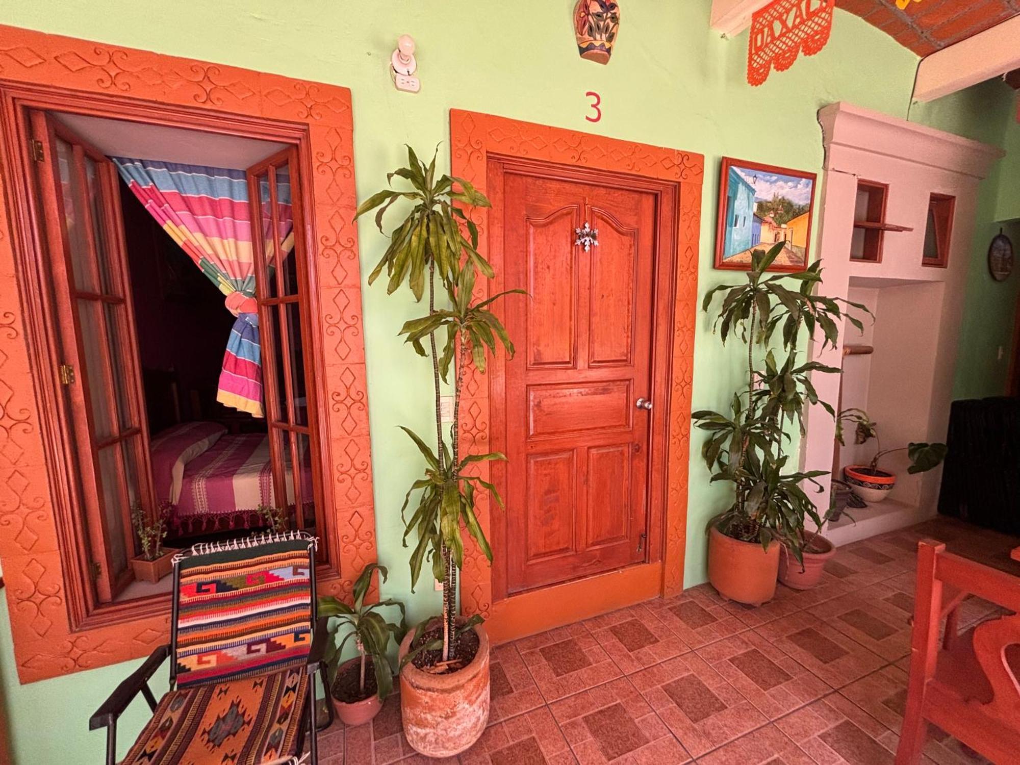 Hotel Posada "Mi Rosita" Oaxaca Екстериор снимка
